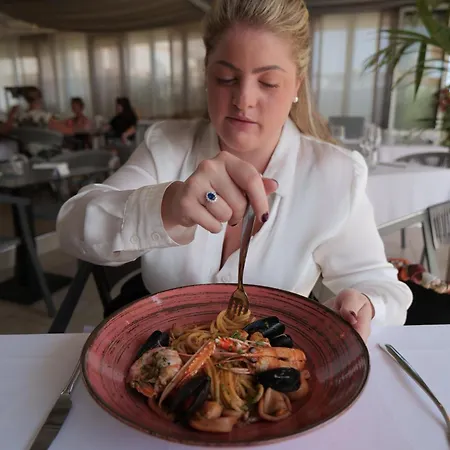 Delaville Frontemare Hotel