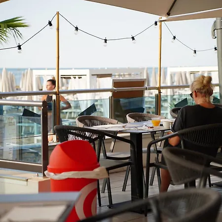 Hotel Delaville Frontemare