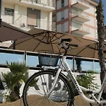 Hotel Delaville Frontemare 3*