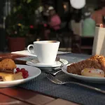 Delaville Frontemare Hotel Jesolo