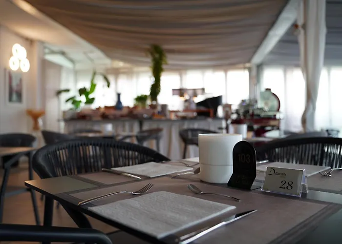 Hotel Delaville Frontemare 3*